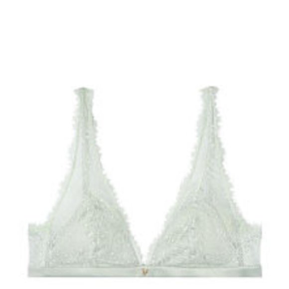 NWT Lace Plunge Unlined Demi Bralette - Body by VS - Picture 2 of 9